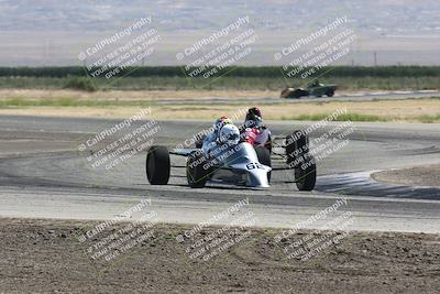 media/Jun-01-2024-CalClub SCCA (Sat) [[0aa0dc4a91]]/Group 4/Race/